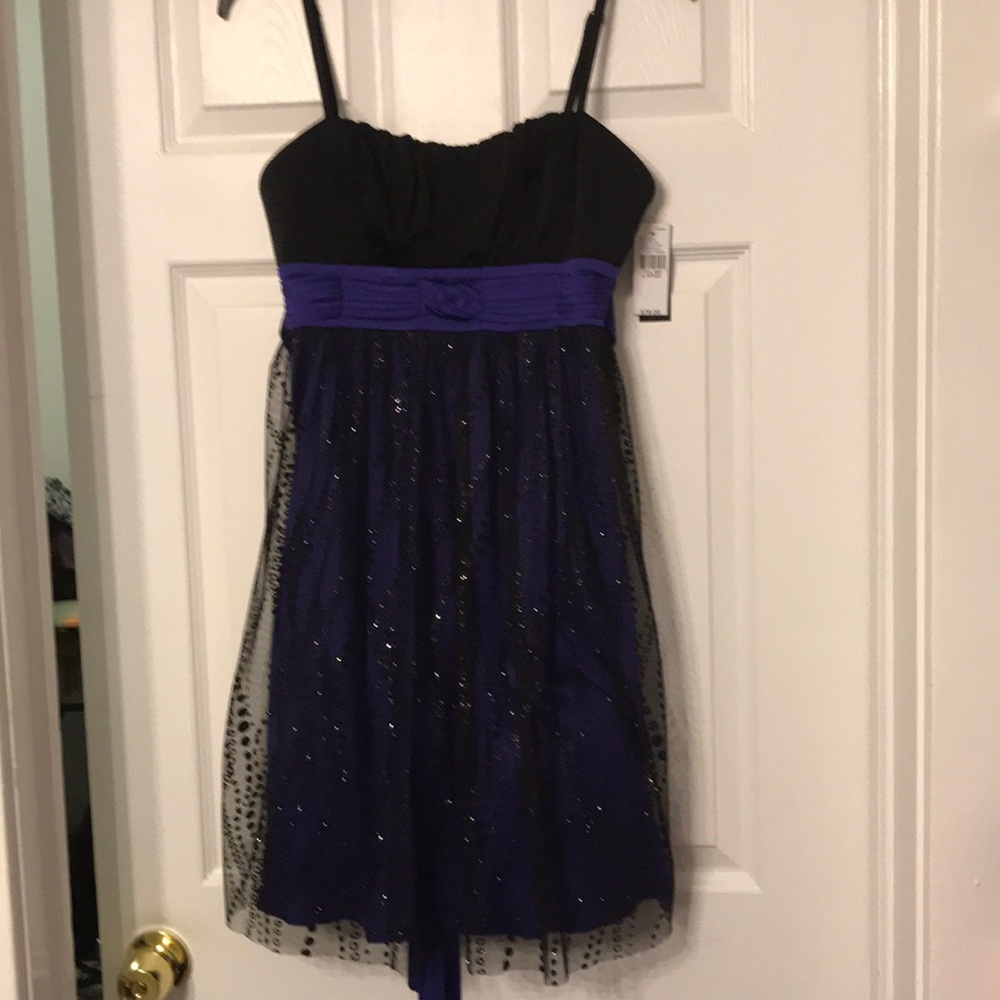 NWT iz Byer Dress, in Black and Purple